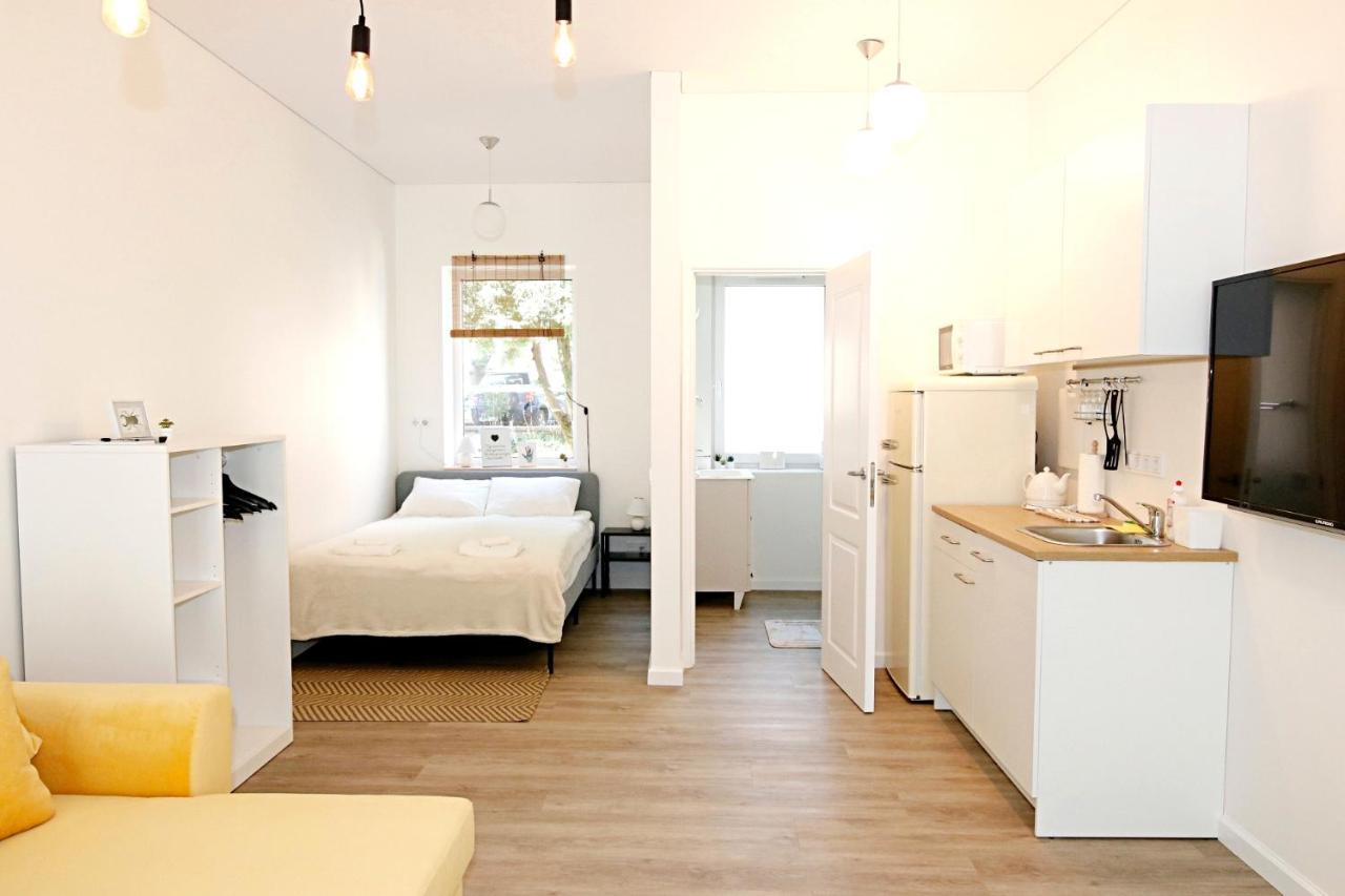 Minimalist Studio Old Town Apartments By Hostlovers Kaunas Luaran gambar